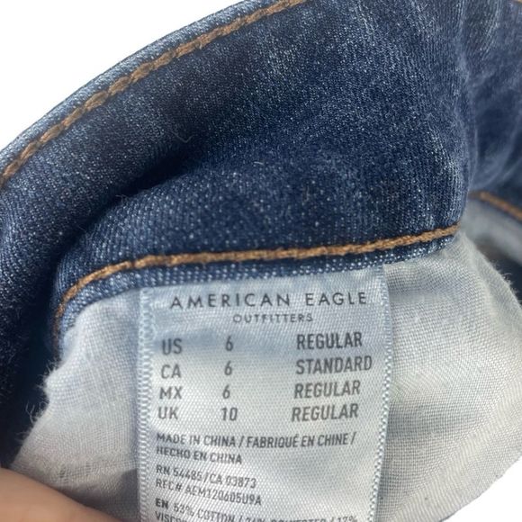 American Eagle High Rise Jegging - Distressed Sz 6 - Picture 3 of 9